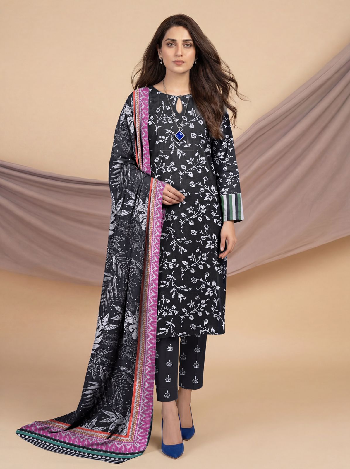 3 Piece Summer Lawn Design 1026